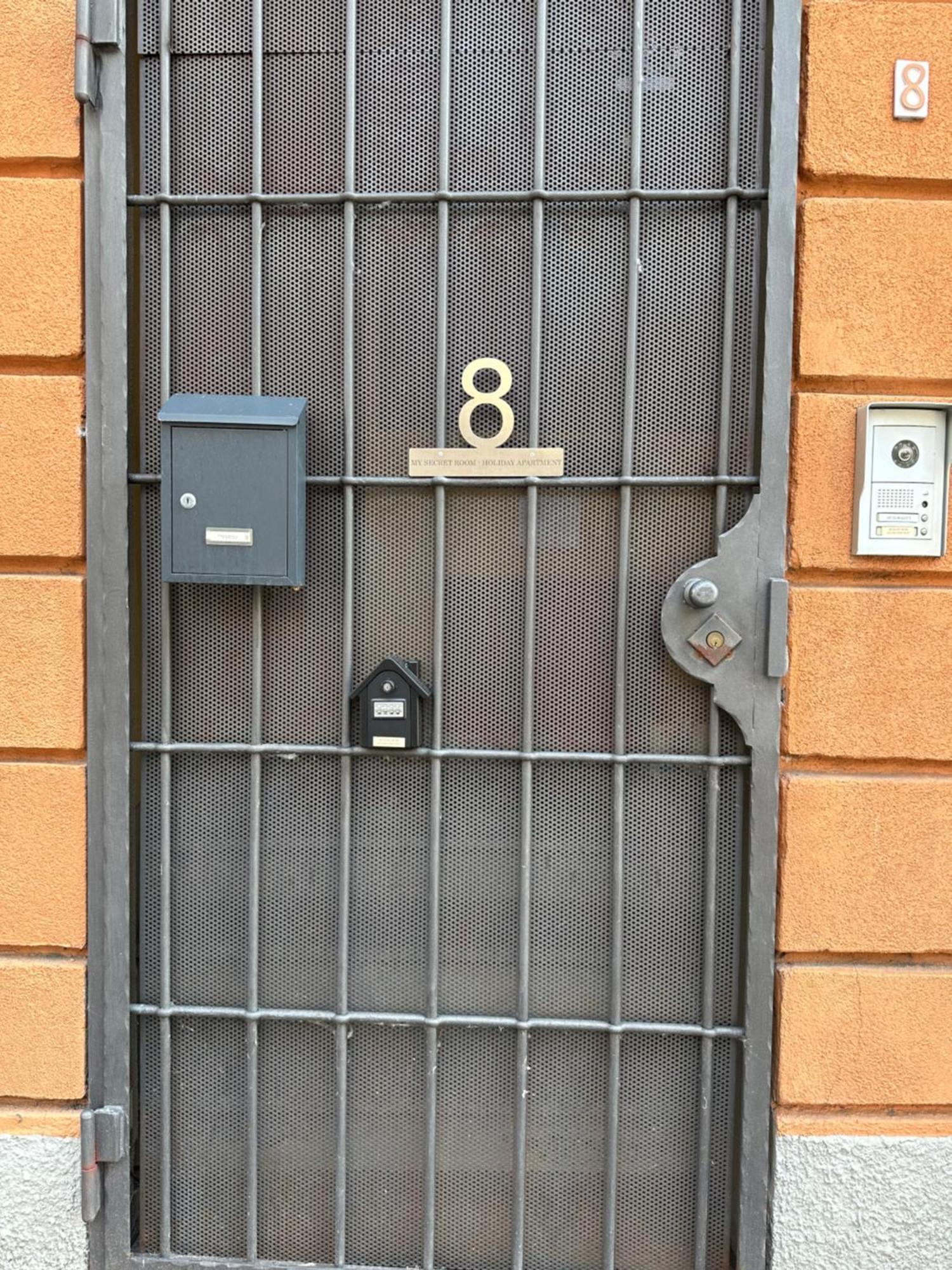 My Secret Room Apartment Vicino Al Lago Verbania Exterior foto